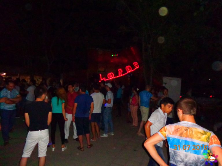 Lotos