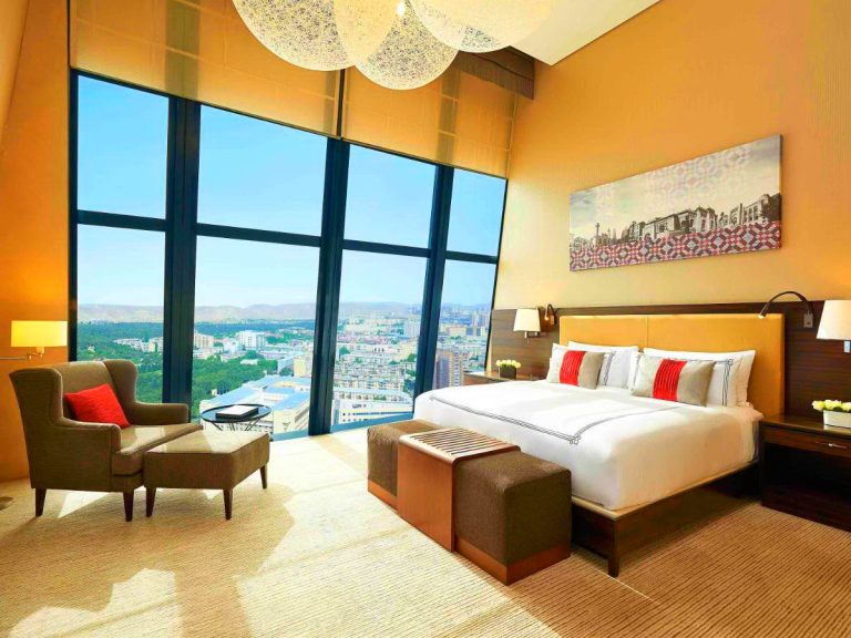 Fairmont Baku, Flame Towers