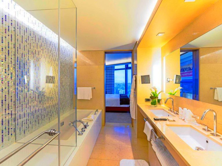 Fairmont Baku, Flame Towers