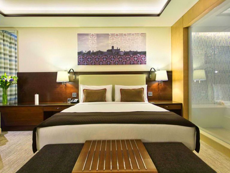 Fairmont Baku, Flame Towers