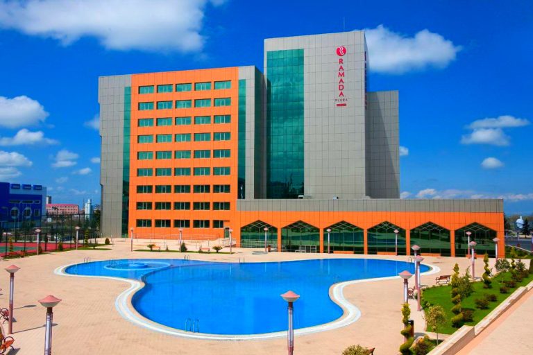 Ramada Plaza by Wyndham Gence