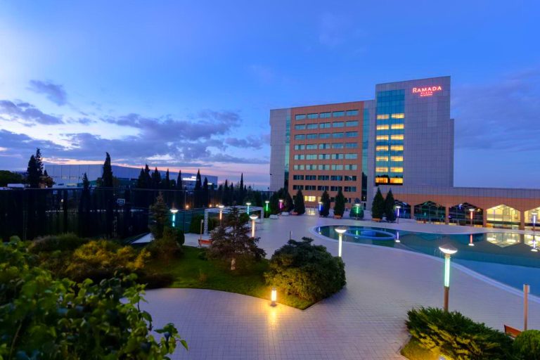 Ramada Plaza by Wyndham Gence