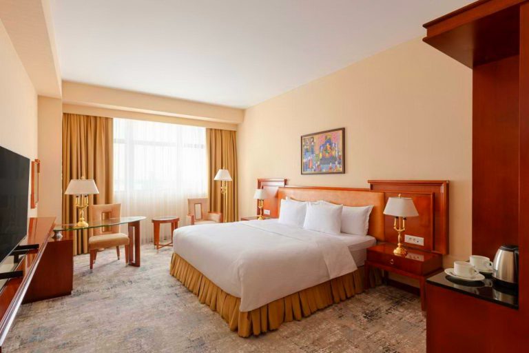 Ramada Plaza by Wyndham Gence