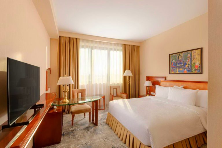 Ramada Plaza by Wyndham Gence