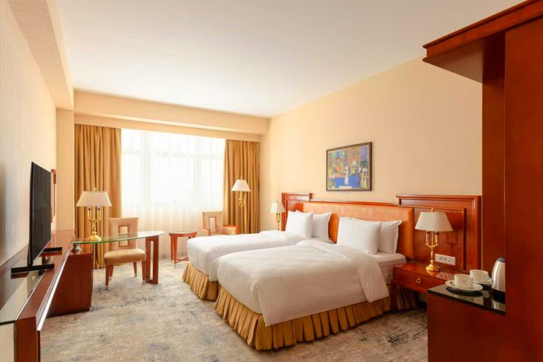 Ramada Plaza by Wyndham Gence