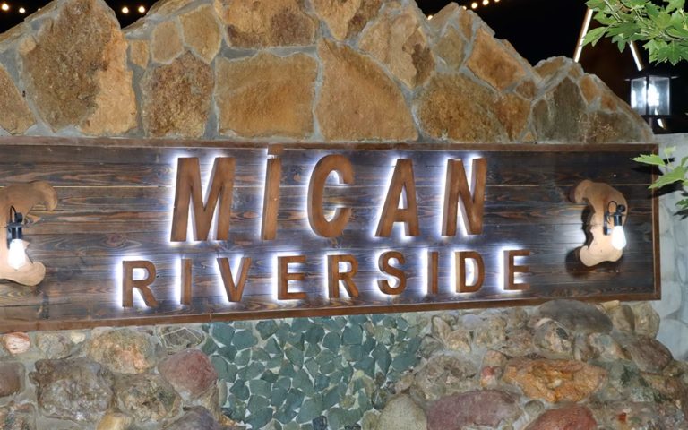 Mican Riverside Hotel