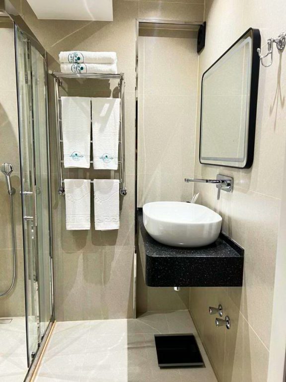 White Breeze Boutique Hotel