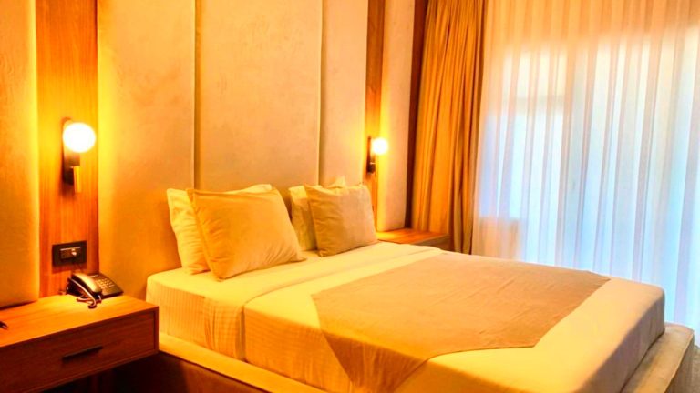 White Breeze Boutique Hotel