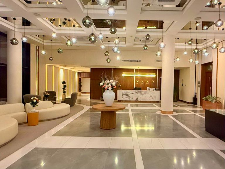 Sea Breeze White Residence