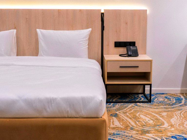 Central Square Hotel