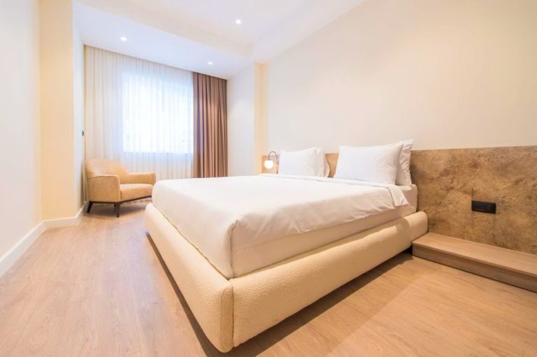 Lamer Sea Breeze Resort