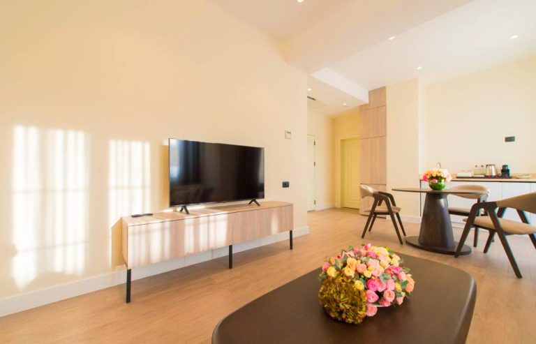 Lamer Sea Breeze Resort
