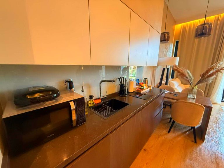 Sea Breeze White Residence