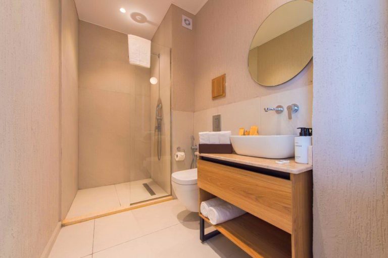 Lamer Sea Breeze Resort
