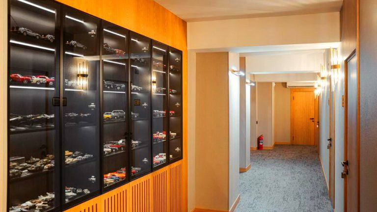 White Breeze Boutique Hotel