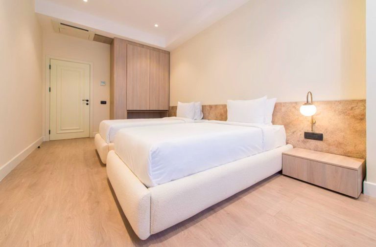 Lamer Sea Breeze Resort