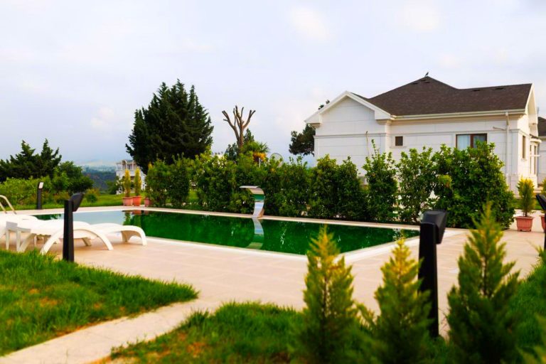 Ayan Palace Hotel