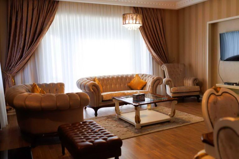 Ayan Palace Hotel