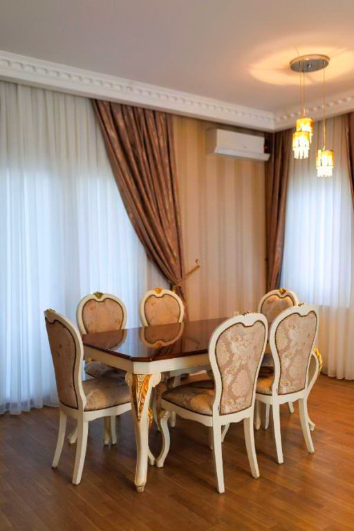 Ayan Palace Hotel