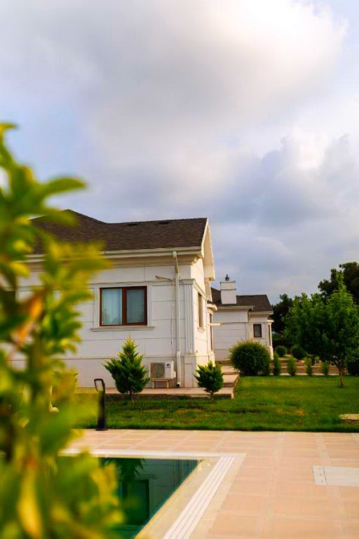 Ayan Palace Hotel