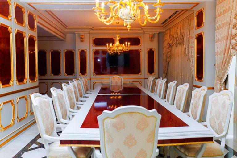 Ayan Palace Hotel