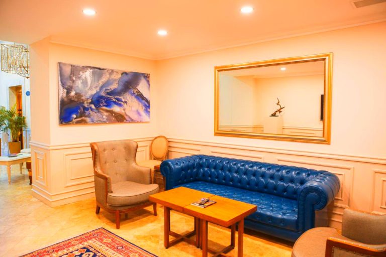 Boutique 19 Hotel