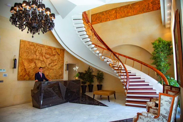Boutique 19 Hotel