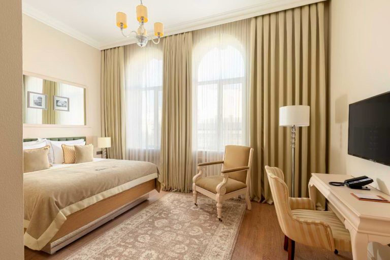 Boutique 19 Hotel