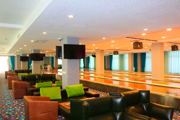 El Resort Hotel