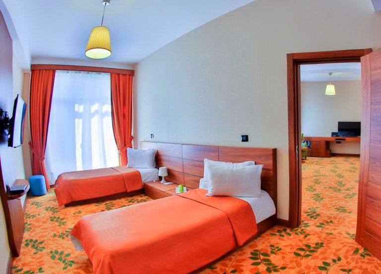El Resort Hotel