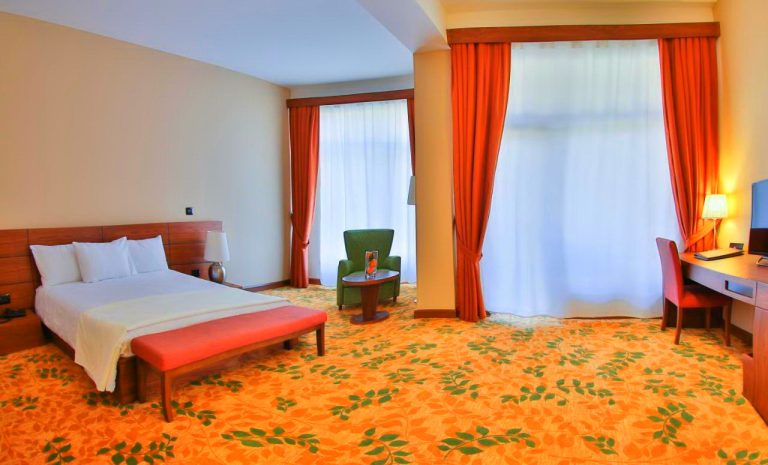 El Resort Hotel
