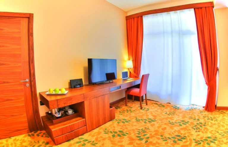 El Resort Hotel