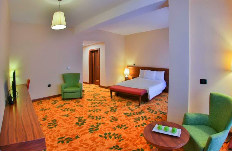 El Resort Hotel