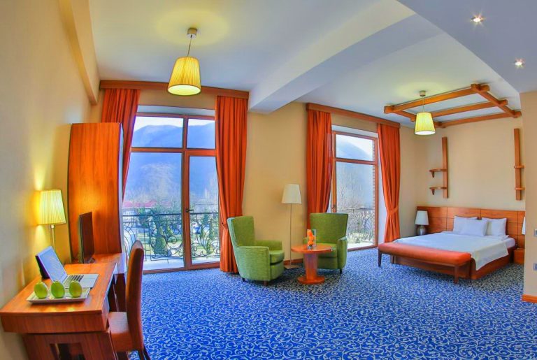 El Resort Hotel