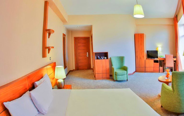 El Resort Hotel
