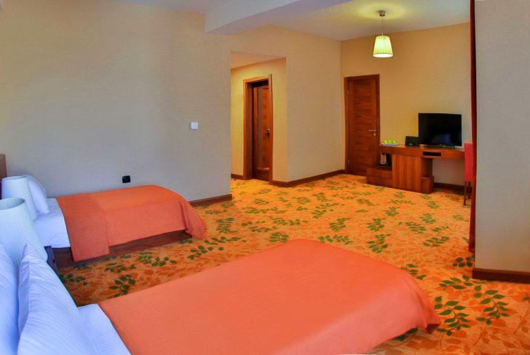 El Resort Hotel