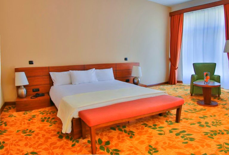 El Resort Hotel