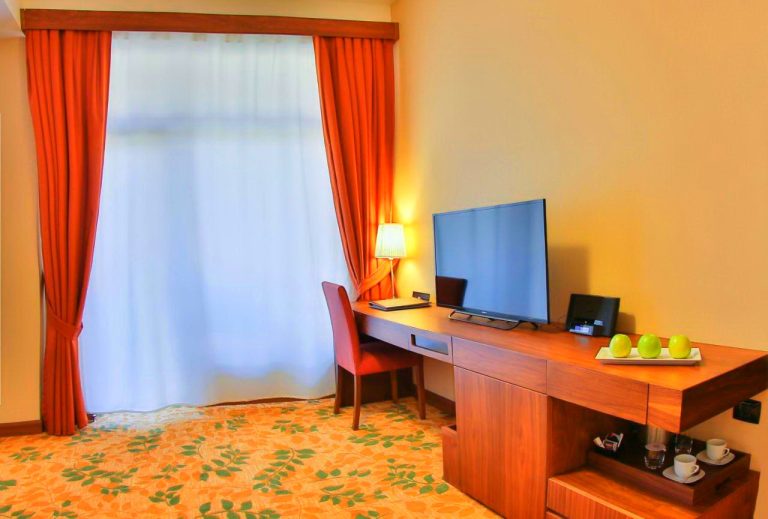 El Resort Hotel