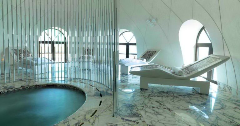 Four Seasons Hotel Baku