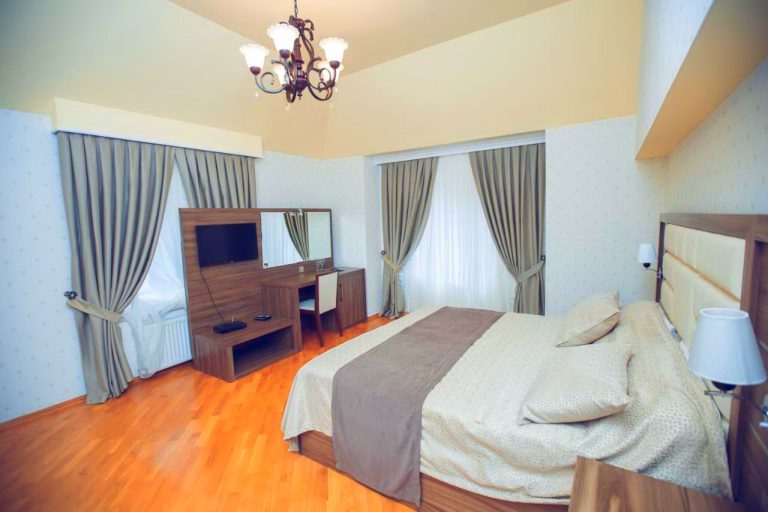 Goy Gol Lake Resort