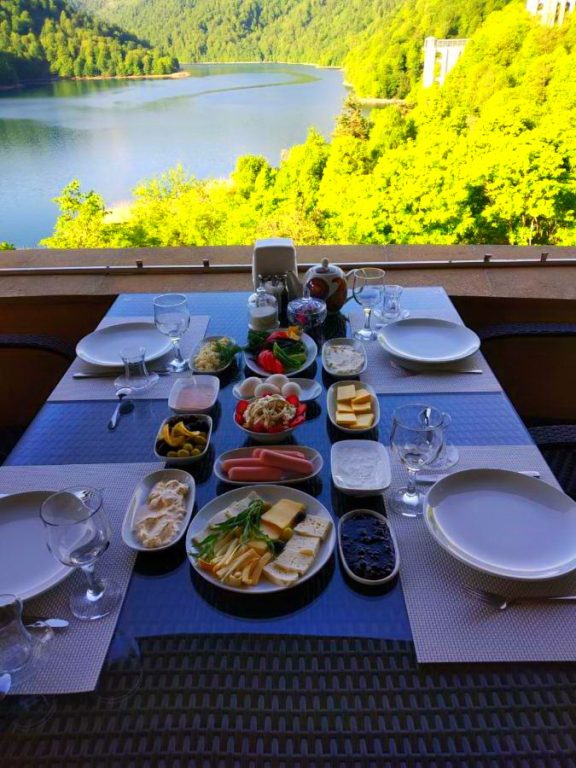 Goy Gol Lake Resort