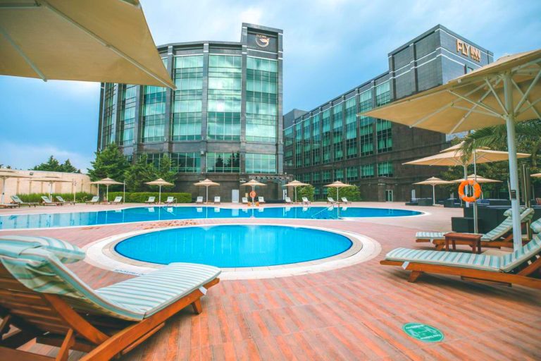 FLY INN BAKU