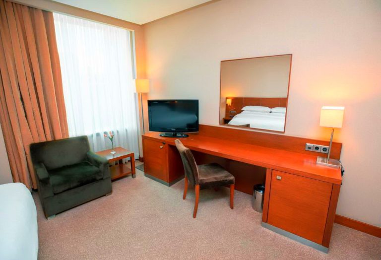 FLY INN BAKU