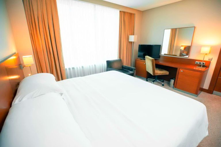 FLY INN BAKU