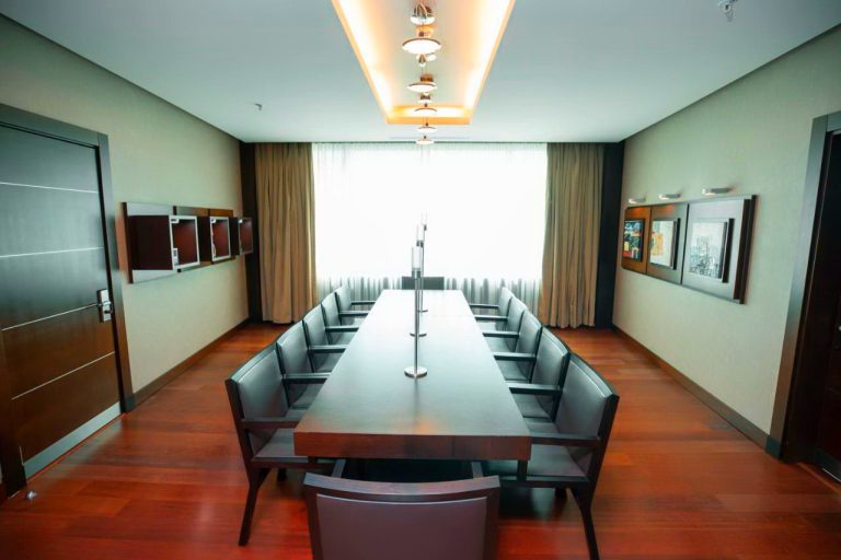FLY INN BAKU
