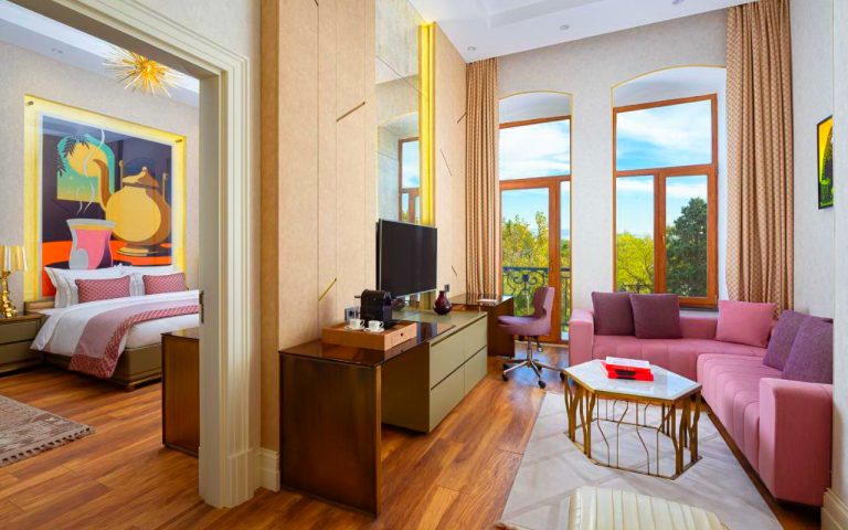 ART Gallery Hotel
