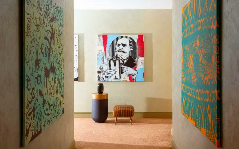 ART Gallery Hotel