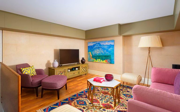 ART Gallery Hotel