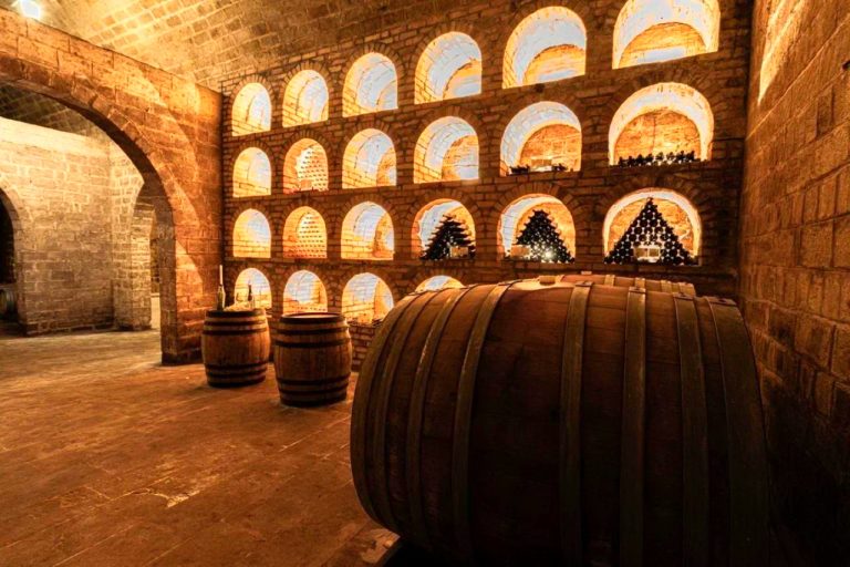 Chabiant Winery Hotel