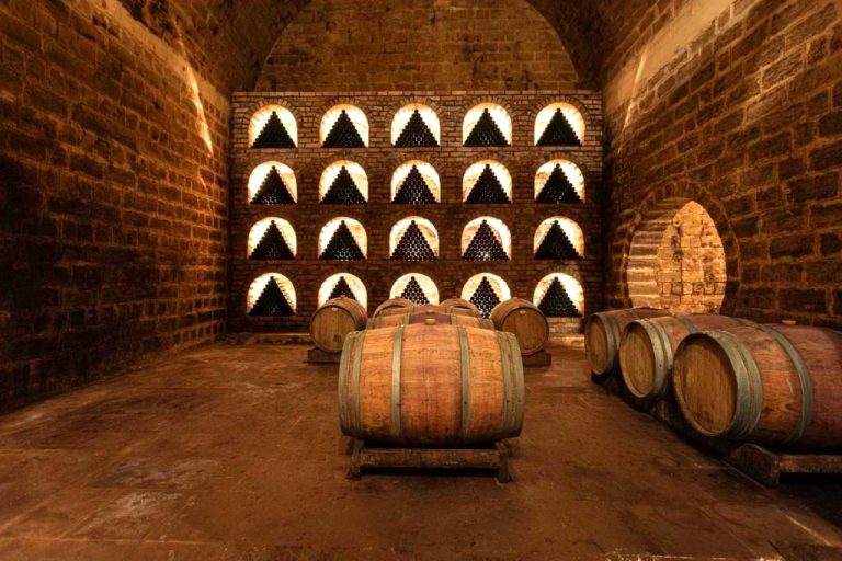 Chabiant Winery Hotel